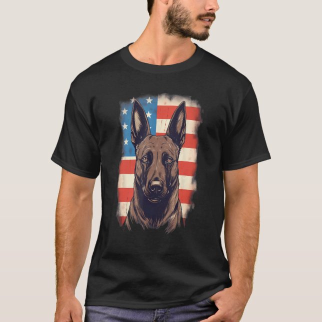 4th Of July US Flag Belgian Malinois Dog T Shirt (Framsida)