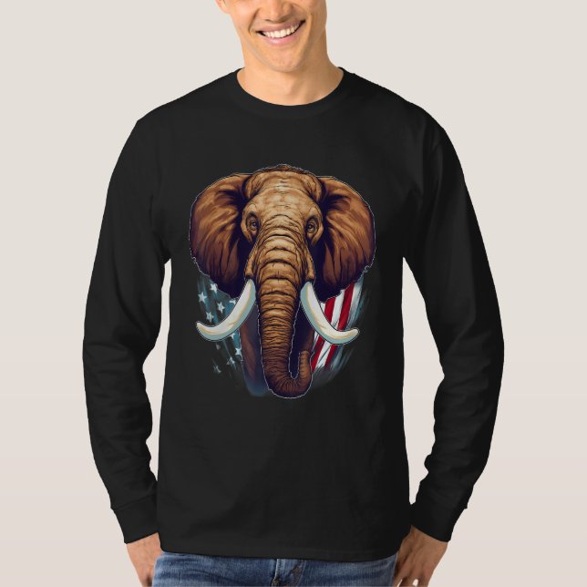 4th Of July US Flag Mammoth T Shirt (Framsida)