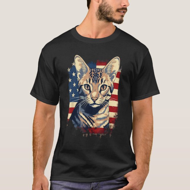 4th Of July US Flag Savannah Cat 1 T Shirt (Framsida)