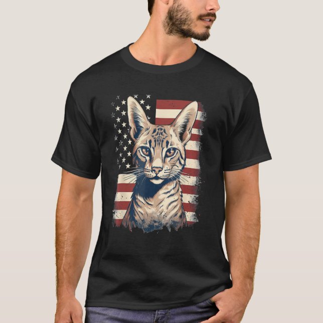 4th Of July US Flag Savannah Cat T Shirt (Framsida)