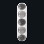 5個のりんご　横 MINI SKATEBOARD BRÄDA 18,5 CM<br><div class="desc">手書きの白黒鉛筆画です。</div>
