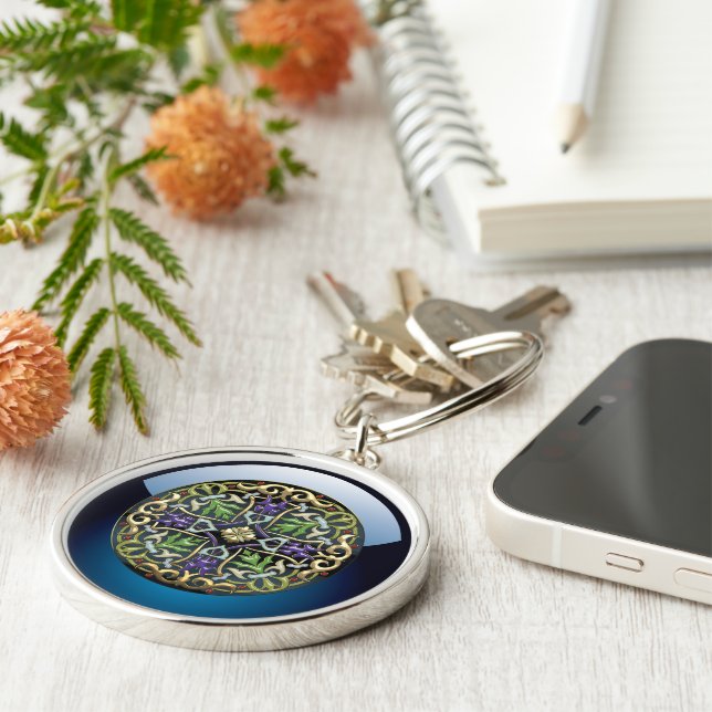 [500] Keltiska Kor [Guld med svart el] Rund Silverfärgad Nyckelring (Sidan)