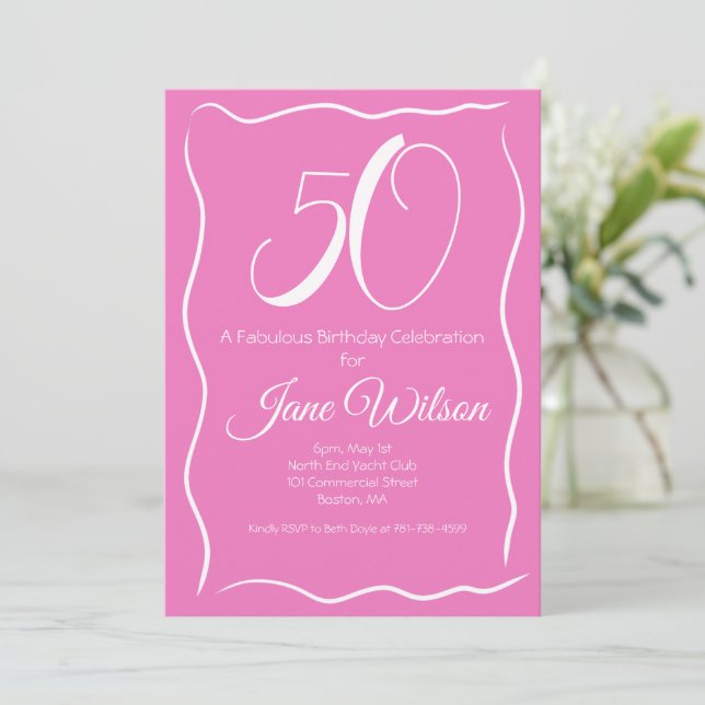 50 and Fabulous Pink Birthday Invitation Inbjudningar (Stående Fram)