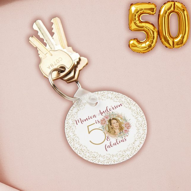 50 and Fabulous Pink Floral Gold Photo Birthday Nyckelring (50 and Fabulous Pink Floral Gold Photo Birthday Keychain)