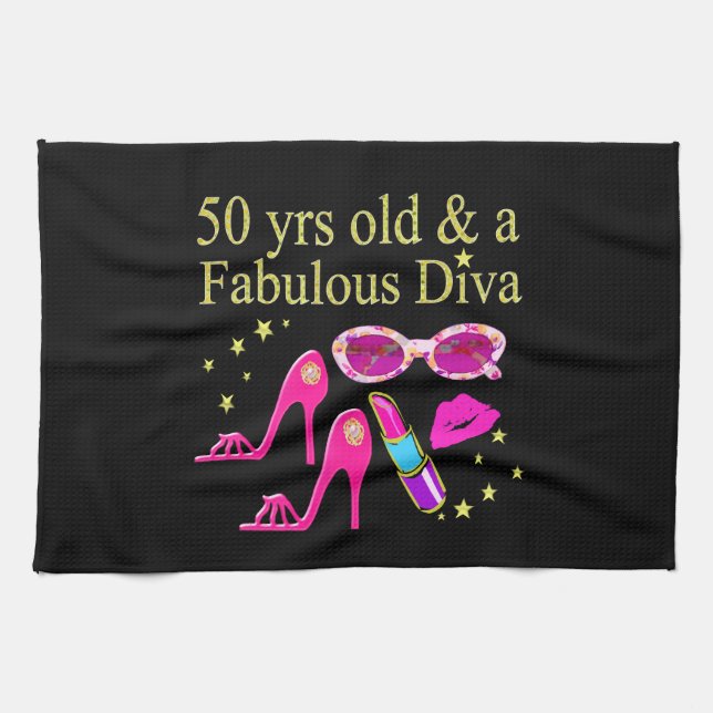 50 ÅR GAMLA OCH EN FABULÖS DIVA-KONSTRUKTION KÖKSHANDDUK (Horisontell)
