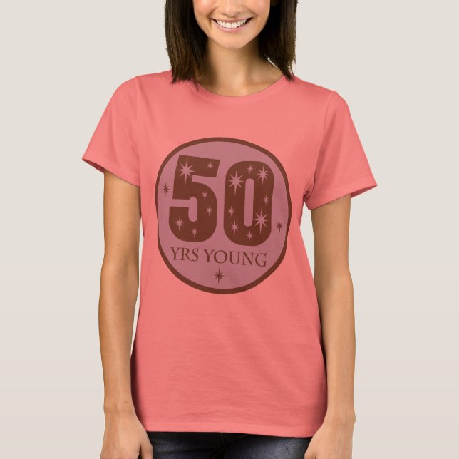 50 år Unga 50:e födelsedagsgåva T-shirt (Framsida)