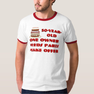50-årig. En ägare. Behöver delar. Skapa erbjudande Tee Shirt
