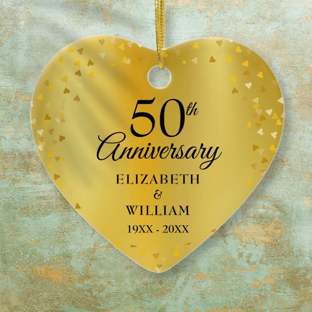 50-års bröllopsdag Guldhjärtan Konfetti Julgransprydnad Keramik (50th Wedding Anniversary Gold Hearts Confetti Ceramic Ornament)