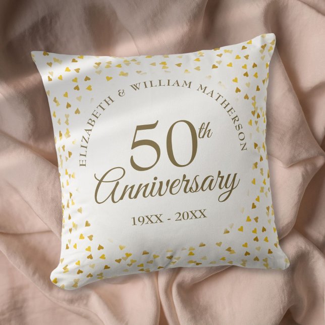 50-års bröllopsdag - gyllene hjärtan kudde (50th Wedding Anniversary Golden Hearts Throw Pillow)
