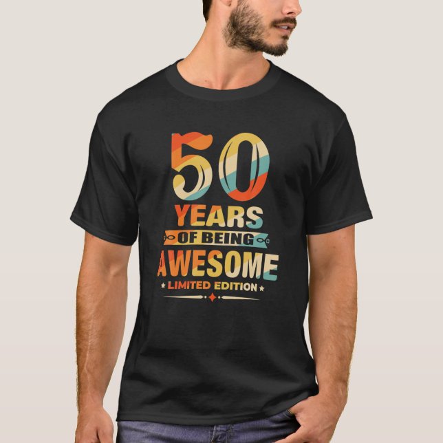 50 års födelsedagsgåva 50 år av Fantastisk 50 år T Shirt (Framsida)