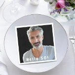 50-årsdag foto hej 50 killar manar pappersservett<br><div class="desc">Mall för fotot. Vit textövertäckning: Hej 50! En napkin för 50:e födelsedagsfesten för killar.</div>