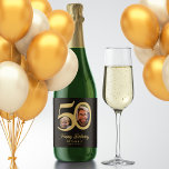 50-årsdagars svart, modernt foto av guld<br><div class="desc">Trendigets feta typografi 50 år gamla lustiga personliger,  mousserande vin-etiketter med 2 foton och ett modernt stil-skript. Enkel att anpassa med text och bilder.</div>