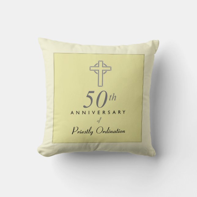 50-årsdagen av prästen med Embossed Kor Kudde (Framsida)
