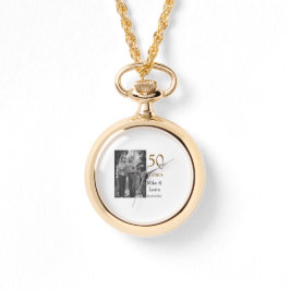 50-årsdagen för lycklig lägger till ett par namn-d armbandsur