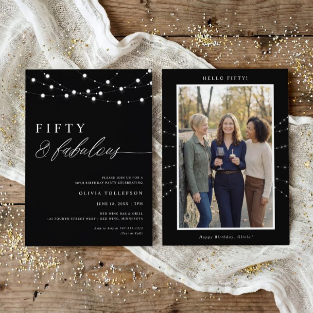 50-årsfest Femtio och fantastisk Modern Inbjudningar (Modern fifty fabulous 50th birthday invitation with white glitter accents and photo back design)