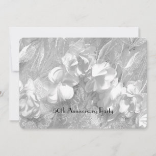50-årsfirande Elegant vit blomsterbroderi Inbjudningar