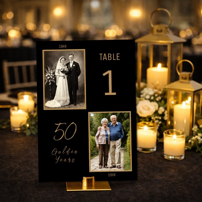 50-årsjubileum Bordnummer – då och nu Foto Bordsnummer (Elegant black and gold 50th anniversary table number in candlelit ballroom setting)