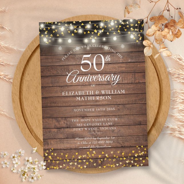 50-årsjubileum Rustika Ljus Guld Hjärtan Sladdljus Inbjudningar (50th Anniversary Rustic Gold Hearts String Lights Invitation)