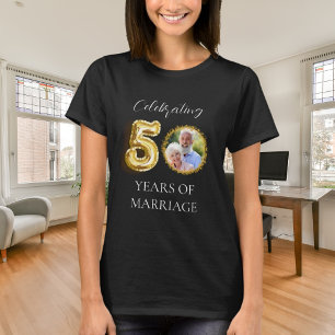 50:e årsdagen av bröllop fotot guld svart t shirt