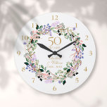 50:e Bröllop-årsdagen Blommigt Lavender Garland Stor Klocka<br><div class="desc">Den här chicens botaniska 50-årsdag för bröllop kan vara personlig med din speciella blommigt för guldårsdagen som är inställd på typografi av elegant guld. Designad av Thisisnotme©</div>