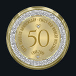 50:e Bröllop-årsdagen för Guld vita diamanter Magnet<br><div class="desc">Fira 50-årsdagen i bröllop i stil med det här exquisite white och guld dubbla hjärta förtrollat med fantastiska faux-diamanter. Som en symbol för ett uthålligt kärlek och engagemang är biet i eleganten perfekten för att markera denna milstolpe tillfälle.</div>