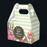 50:e födelsedag Blommigt Vår Blooms Rand Presentaskar<br><div class="desc">Designat baserat på min vattenfärgbild av gult papegoja,  orange lily och varmt persikolax gladioli. En vacker kombination av vår blommor med varm ljusstark färgad och ljust grönt bakgrund. Anpassade i Zazzle med din egen text för födelsedagsfirande. Checka ut min butik för matchande artiklar!</div>