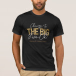 50:e födelsedagen Guld och Black Big Five-Oh T Shirt<br><div class="desc">Elegant Faux guld glitter med skuggande konfettsyror på översta sidan och grund gräns. All text är justerbar och lätt att ändra för dina egna behov i party. Underbar elegant 50-årsformatmall.</div>