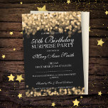 50:e överraskande Födelsedagsfesten Guld Ljus Inbjudningar<br><div class="desc">Elegant 50:e överraskande Födelsedagsfest inbjudan-design med sofistikerat motiv för Guld Ljus,  eget namn och datum och ytterligare text. Imponera på din familj och dina vänner med den här snyggten och presentationen av skolfödelsedag. Helt anpassade! Lätt att använda och lätt att anpassa.</div>