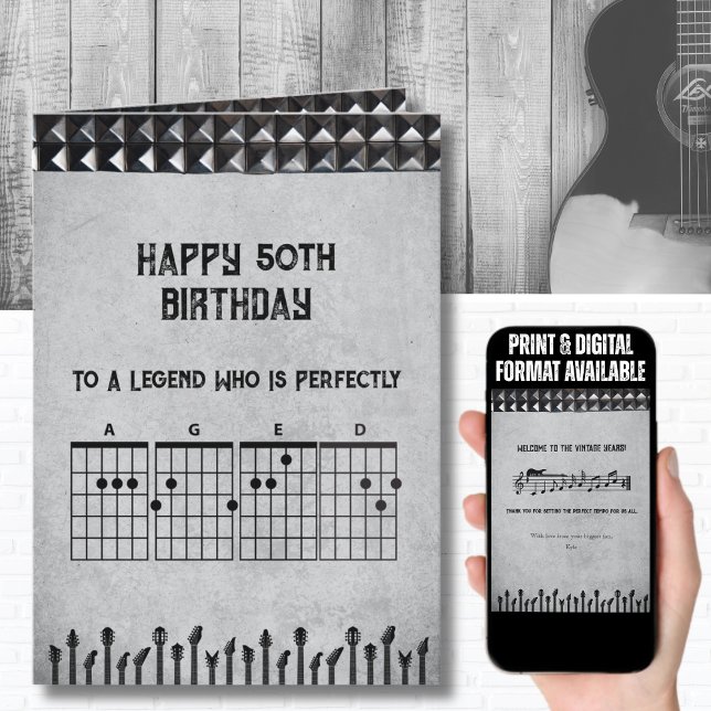 50:e Svart Grå Klassisk Rock Gitarr Ackord Födelse Kort (Classic rock birthday card designed for the musician or guitar enthusiast hitting the big 50)