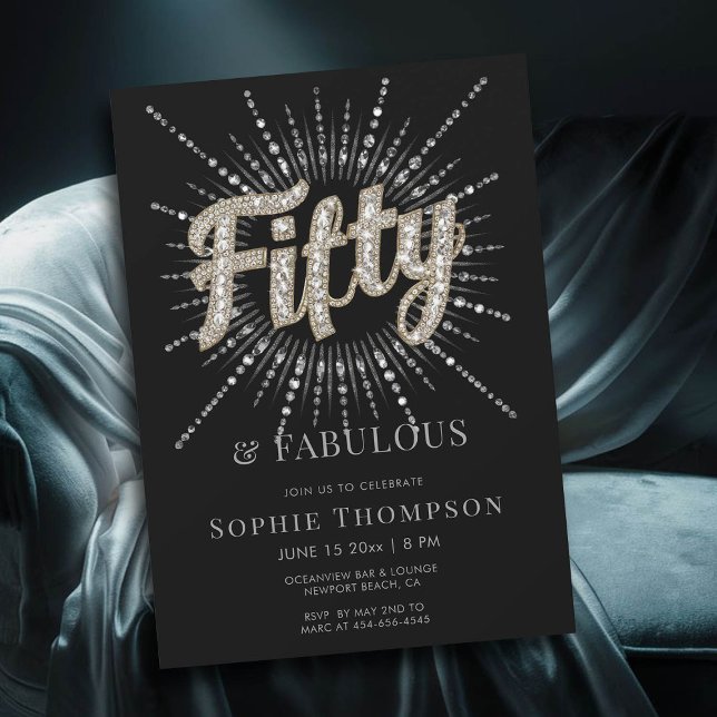 50 Fabulous Glam Glitter Burst Black 50:e födelsed Inbjudningar (50 and fabulous glitter glam modern black invitation)