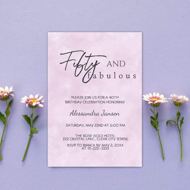 50 & Fabulous Light Lila 50:e födelsedagen Inbjudningar (Skapare uppladdad)