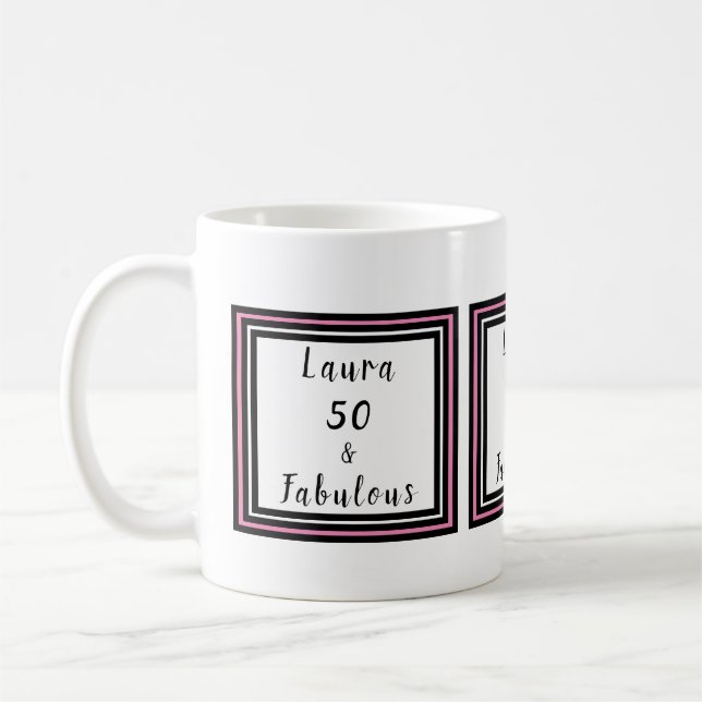 50 & Fabulous Typography Customize Rosa Black Kaffemugg (Vänster)