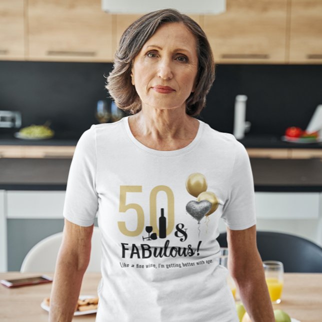 50 & Fantastisk Guld & Svart Modern Födelsedag  T Shirt (Skapare uppladdad)