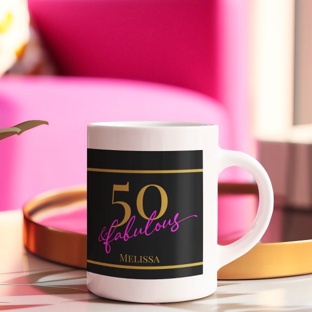 50 och Fabulous Black Guld Rosa Kaffemugg (Chic 50 and Fabulous coffee mug for 50th birthday gold and pink typography on black background)