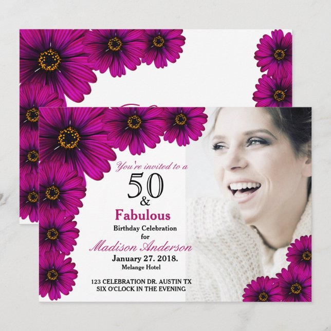 50 och Fabulous lila Blommigt 50:e fotodagen Inbjudningar (Fram/baksida)