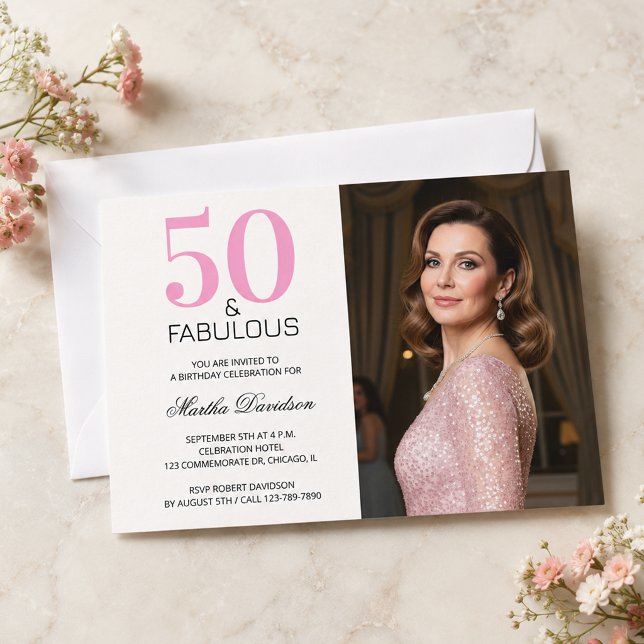 50 och fantastisk rosa 50-årsdag inbjudningar (50th and Fabulous Birthday Invitation with a photo)