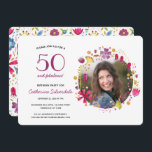 50 och Födelsedagsfest för Blommigt av flytande va Inbjudningar<br><div class="desc">50 och Fabulous söt modern botanik blommigt vattenfärgsutandning runt födelsedagsflickans foto. Baksidan har ett över blommönster att matcha. Ändra foto,  information och till och med ålder för anpassning. Photo kredit: Photography © Storytree Studios,  Stanford,  CA</div>