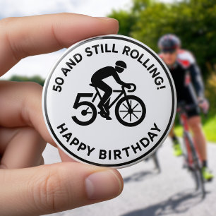 50 och fortfarande rullar cyklist födelsedagsprese knapp