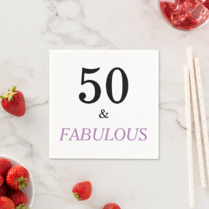 50 och Svart Lila med fetstil vid födelsedag Pappersservett