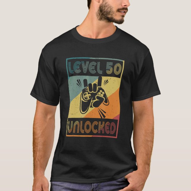 50 Olåst videospelare på 50:e födelsedagen T Shirt (Framsida)