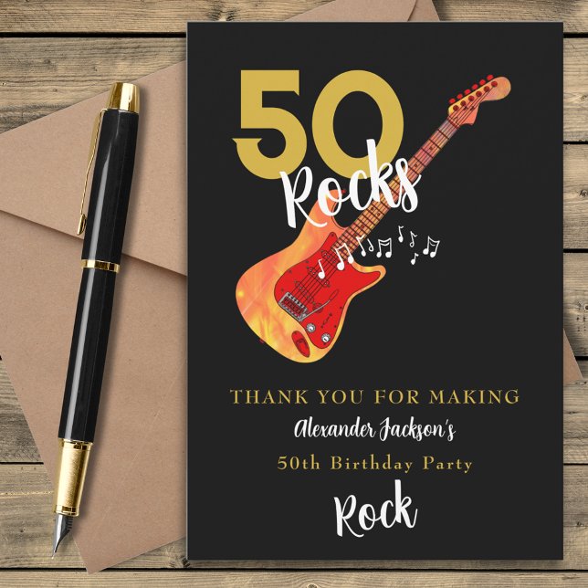 50 Sten 50:e Födelsedagsfestens Tack Kort (50 Rocks cool guitar 50th birthday party thank you card gold and black personalized )