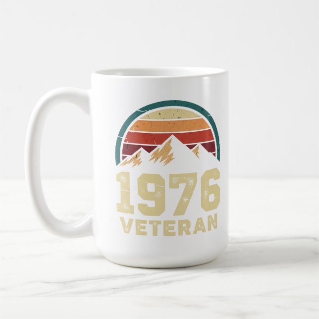 50th Birthday 1976 Retro Mountains Sunshine Vintag Kaffemugg (Vänster)