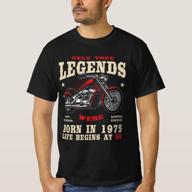 50th Birthday Man Biker Motorcycle Chopper 1975 T Shirt (Framsida)