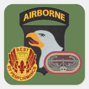526:E BRIGADE-STÖD BN 101ST AIRBORNE STICKERS FYRKANTIGT KLISTERMÄRKE