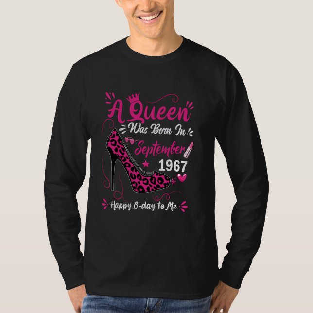 57:e födelsedag med hög häla En drottning föddes i T Shirt (Framsida)