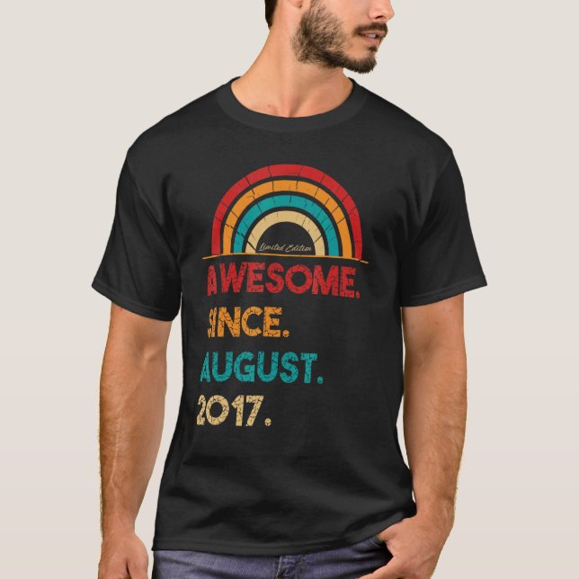 5 år gammal Fantastisk sedan augusti 2017 5:e föde T Shirt (Framsida)