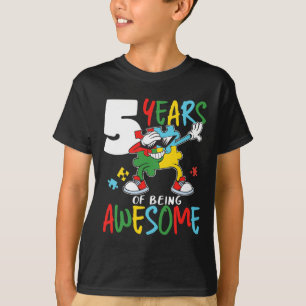 5 års Medveten för Autism hos Autistisk pojkflicka T Shirt
