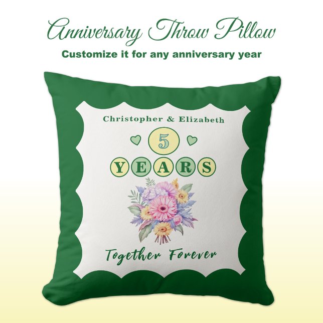 5-årsjubileum namn gerbera blommor grön kudde (Skapare uppladdad)