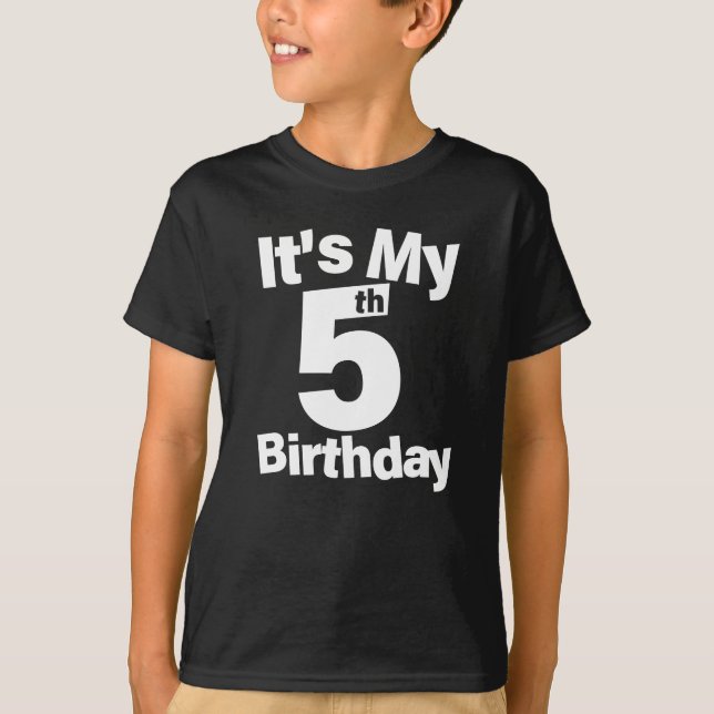 5:e födelsedagshuset. Min femte födelsedag 5 år ga T Shirt (Framsida)