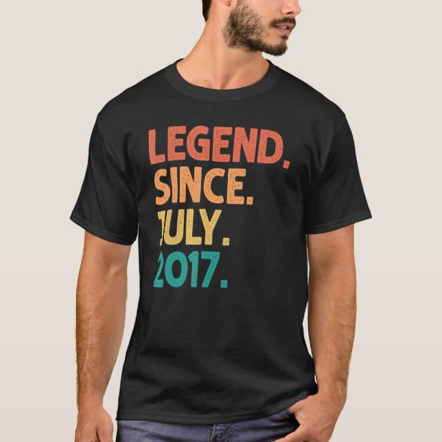5:e födelsedagskalkyl sedan juli 2017 5 år gamla V T Shirt (Framsida)